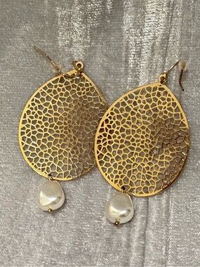 Teardrop Earrings with Pearl Accent